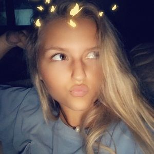 Meet your Posher, Anna claire